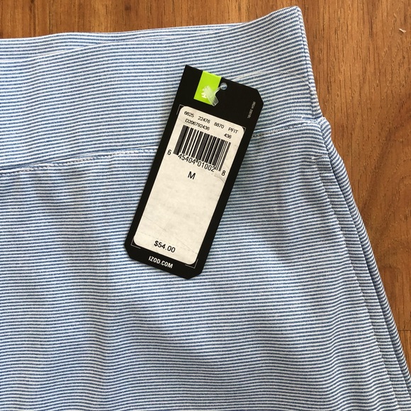 Izod Golf Skort - Picture 2 of 6